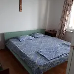 за гости West Πανσιόν 3*