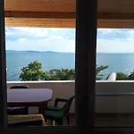 за гости West 3* Πομόριε
