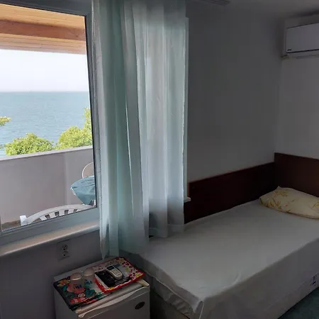 게스트하우스 за гости West 포마리