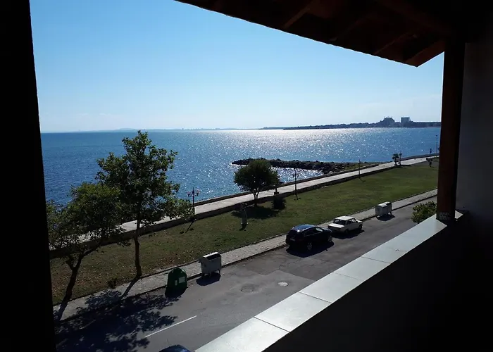 Pensjonat за гости West Gmina Pomorie