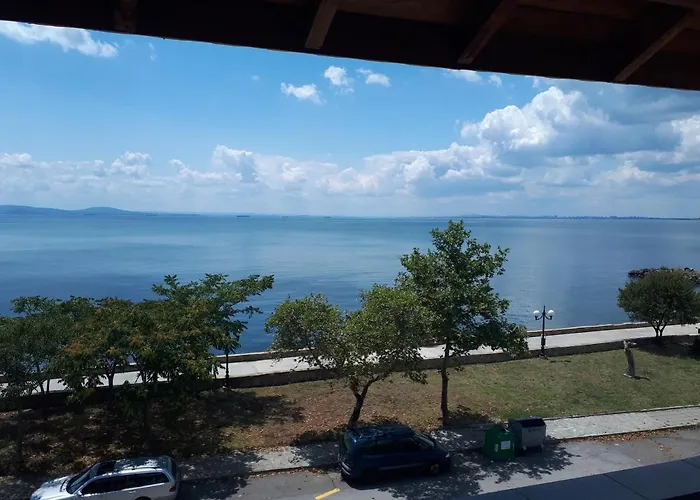 за гости West Pensjonat Gmina Pomorie