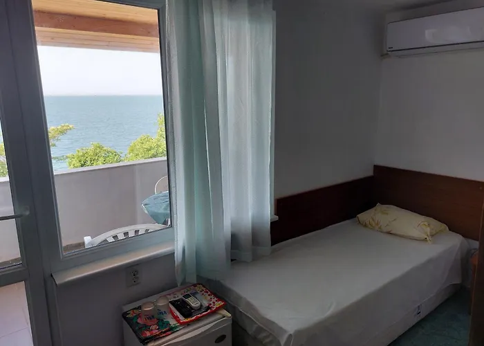 Pensjonat за гости West Gmina Pomorie