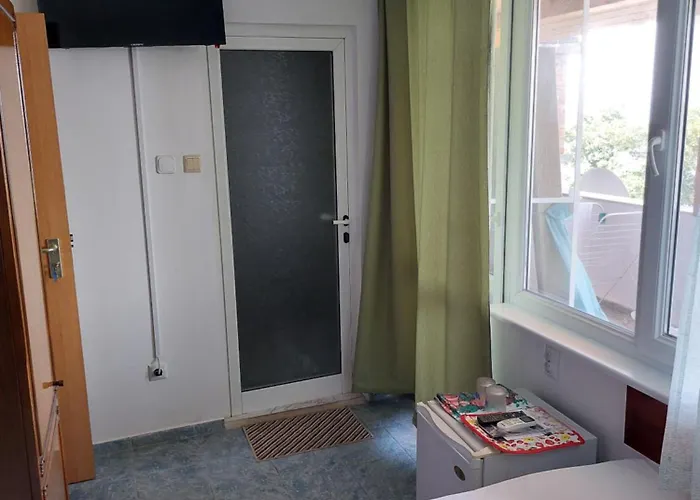 Pensjonat за гости West Gmina Pomorie